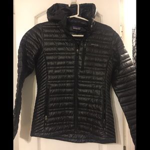 Patagonia ultralight down hoody